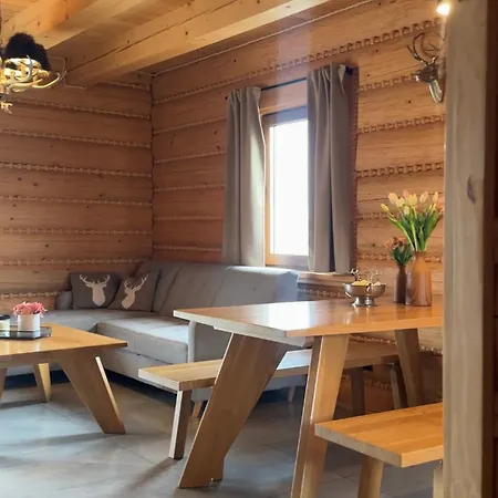 Zloty Gron Log Houses & Apartments Istebna Exterior photo