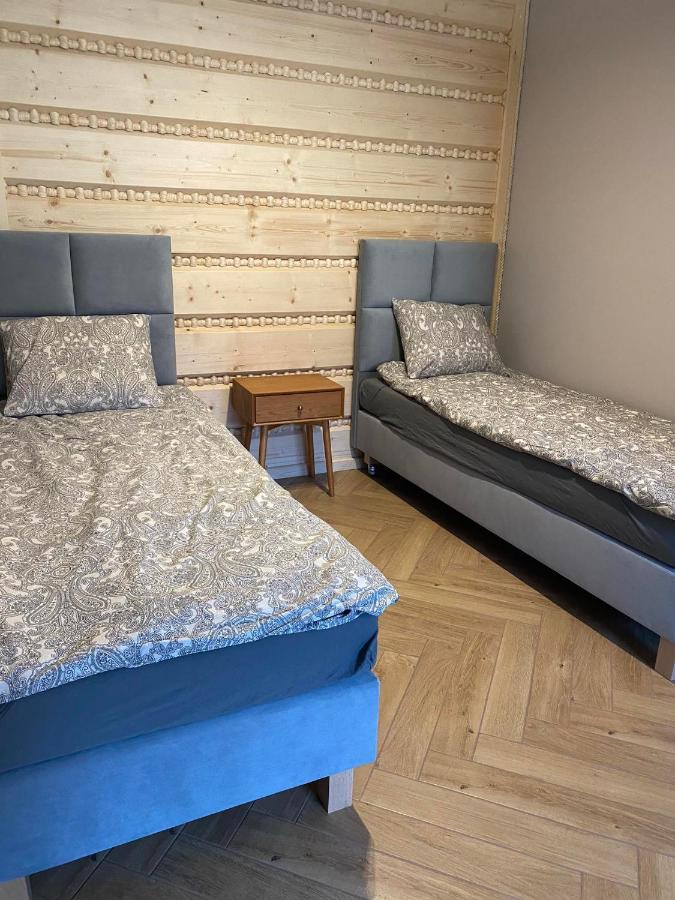 Zloty Gron Log & Holiday home