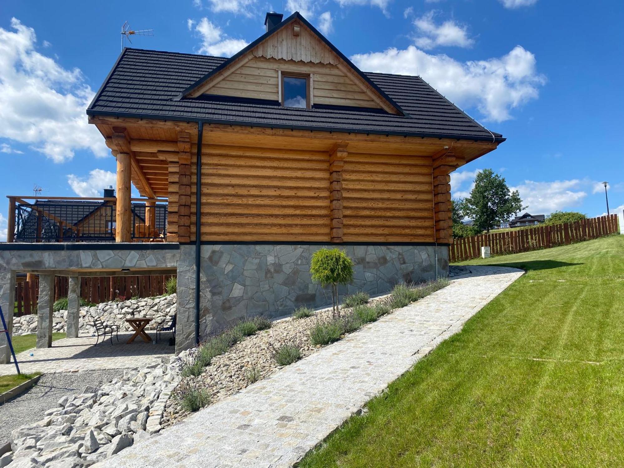 Zloty Gron Log & Holiday home *
